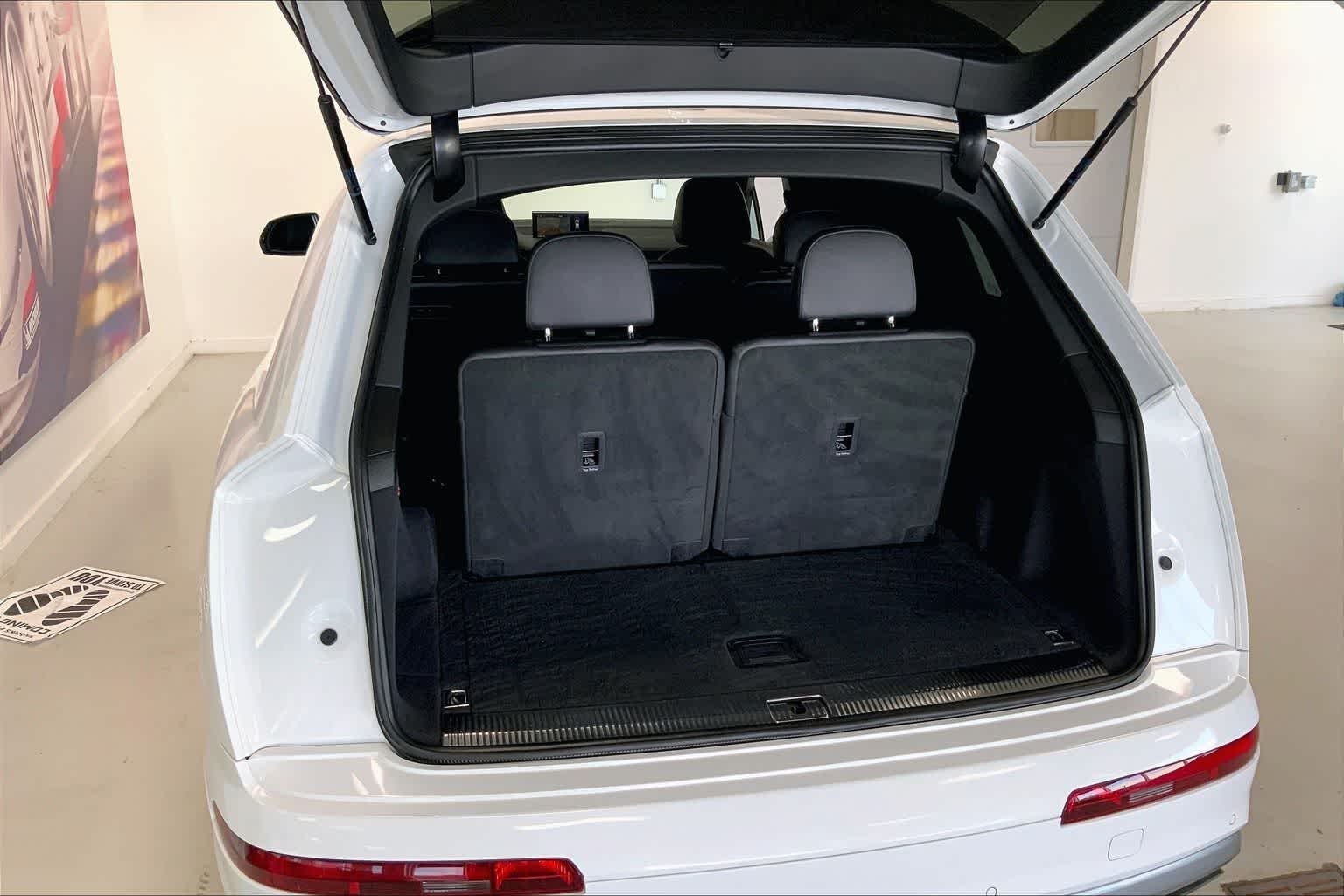 Thumbnail: 2018 Audi Q7 - 17