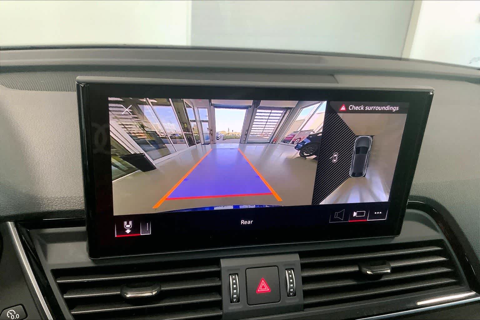 Thumbnail: 2024 Audi Q5 - 26