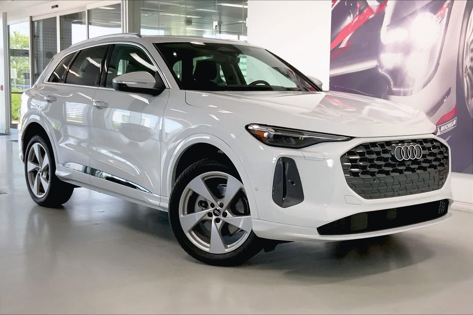 Thumbnail: 2025 Audi Q5 - 20