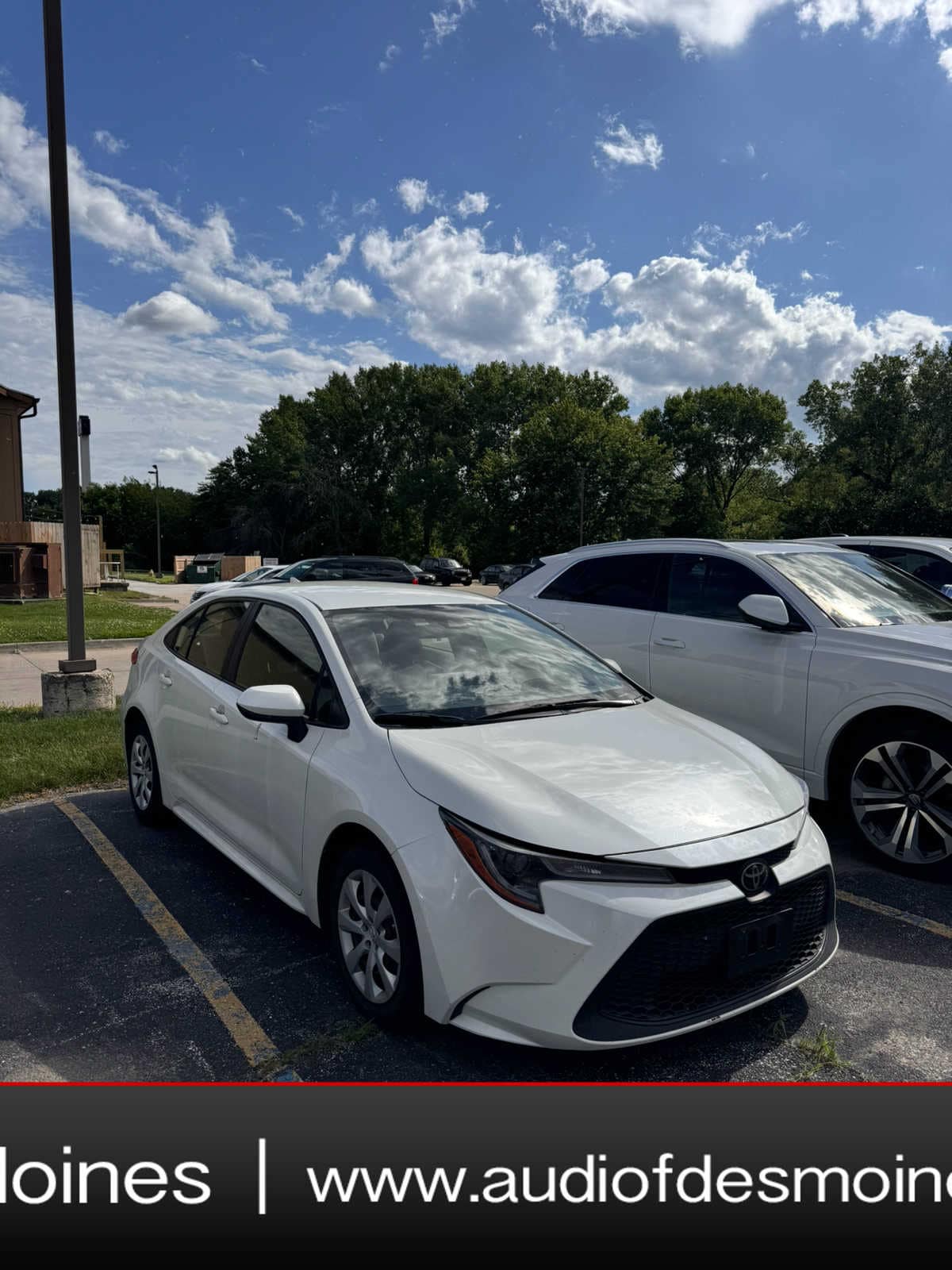 2020 Toyota Corolla LE -
                  Johnston, IA