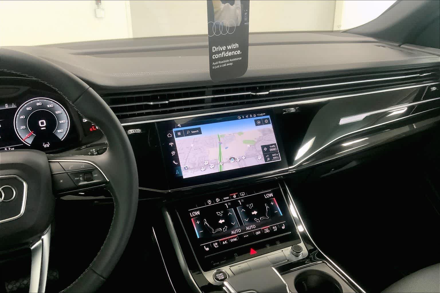 Thumbnail: 2026 Audi Q8 - 16