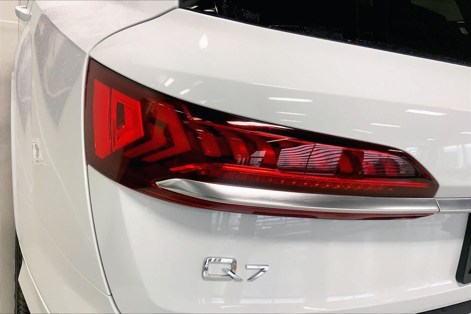 Thumbnail: 2022 Audi Q7 - 29