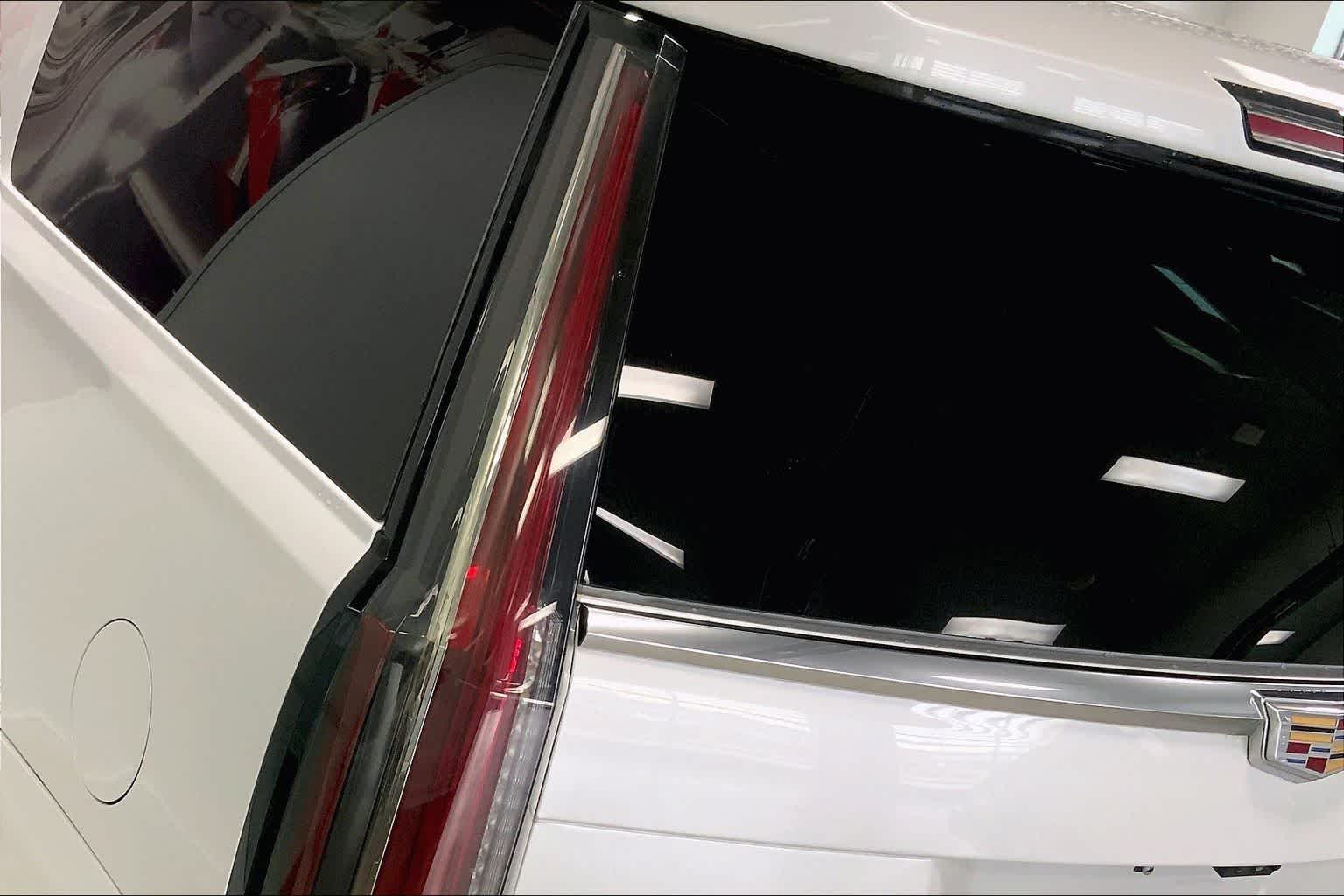 Thumbnail: 2019 Cadillac Escalade - 29