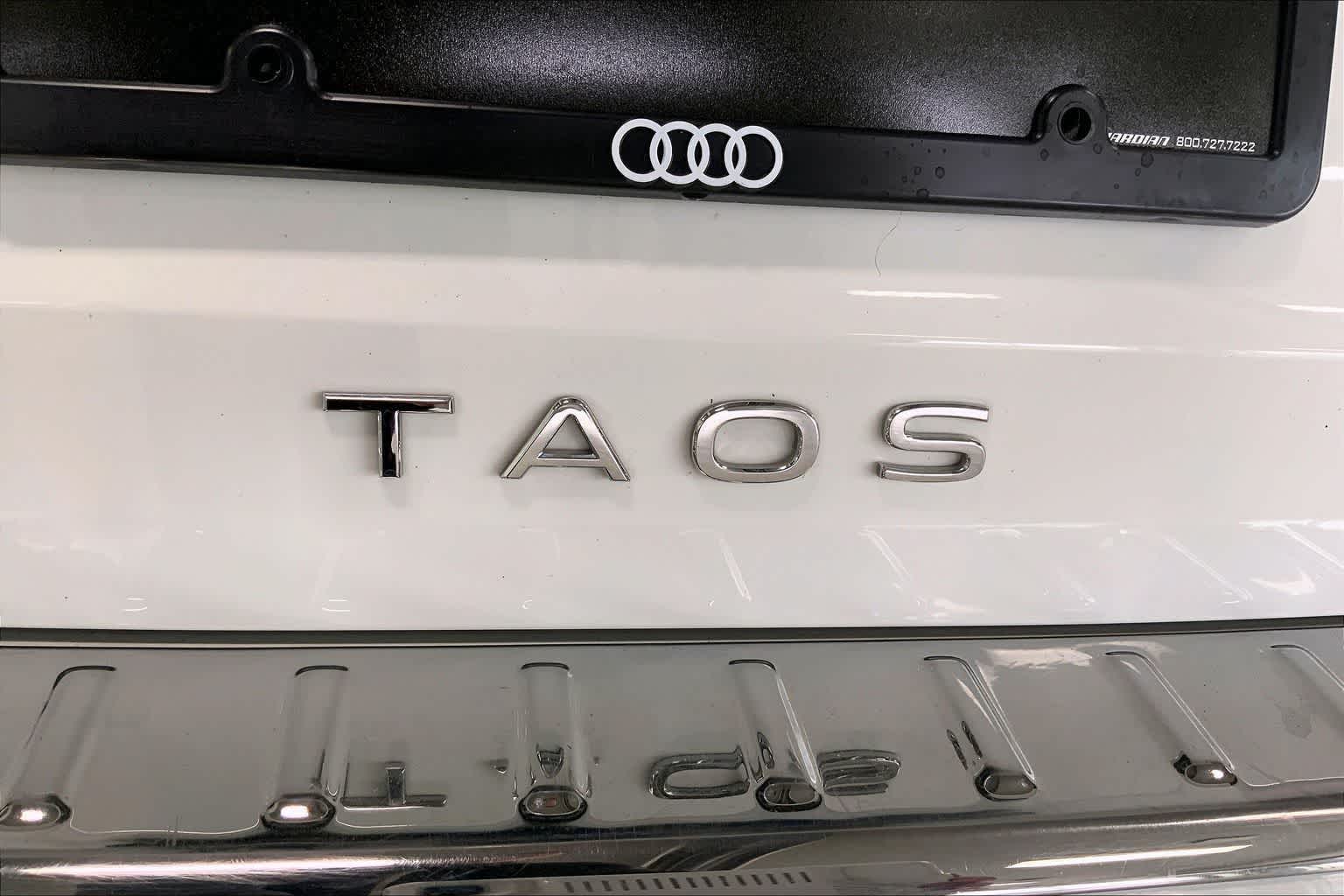 Thumbnail: 2023 Volkswagen Taos - 7