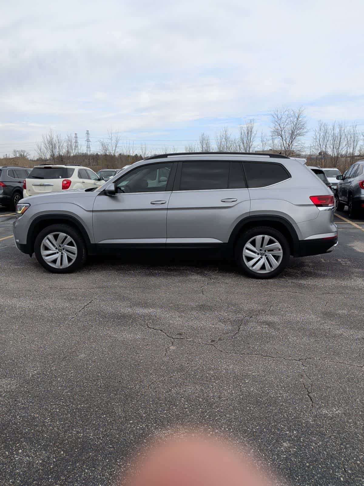 Thumbnail: 2021 Volkswagen Atlas - 3