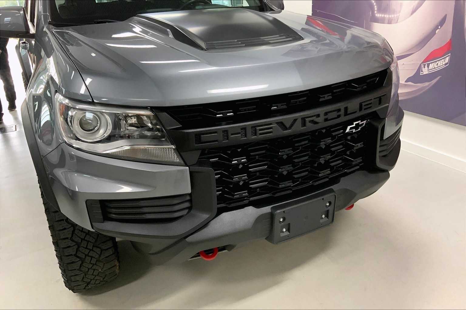 Thumbnail: 2022 Chevrolet Colorado - 30