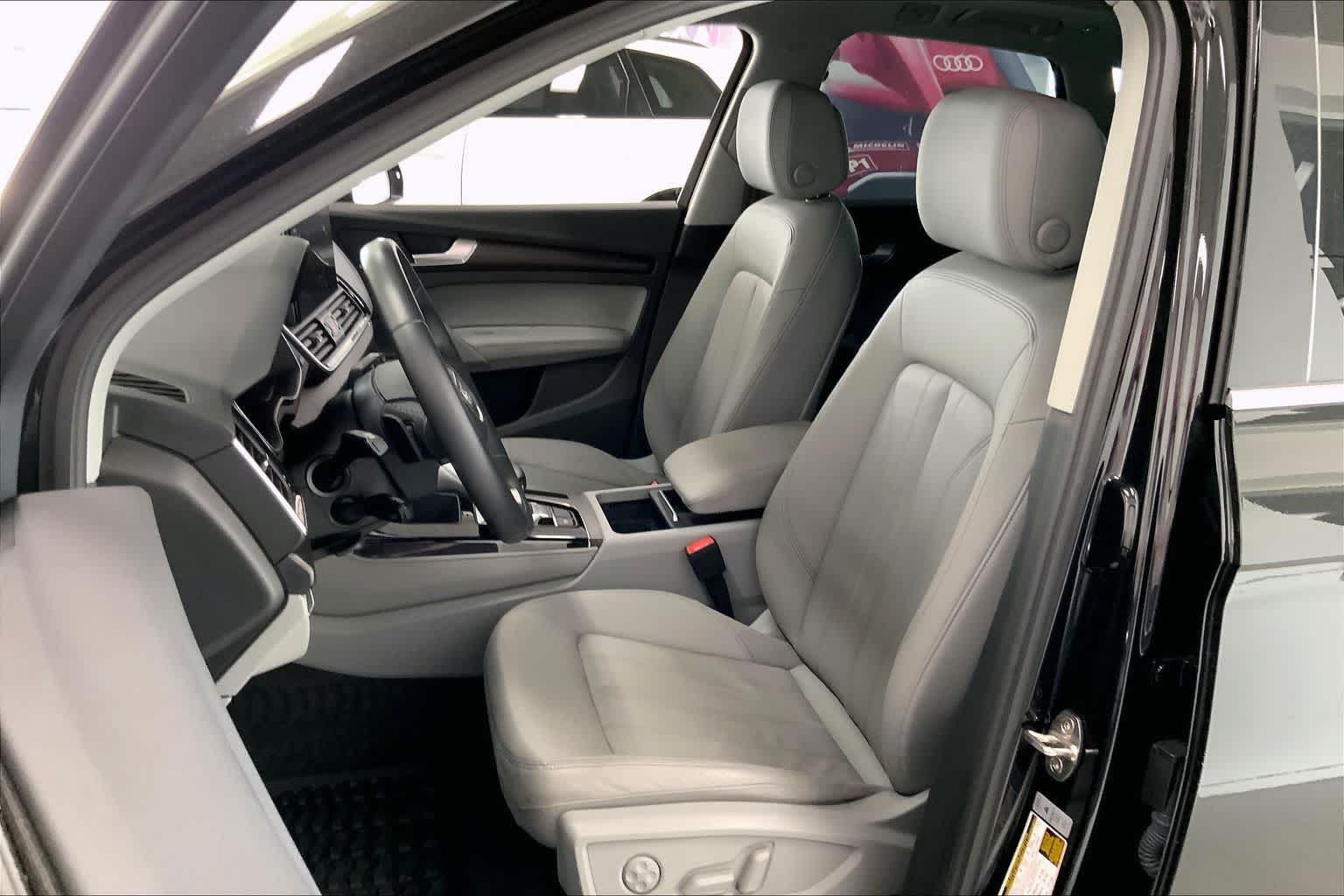 Thumbnail: 2022 Audi Q5 - 9