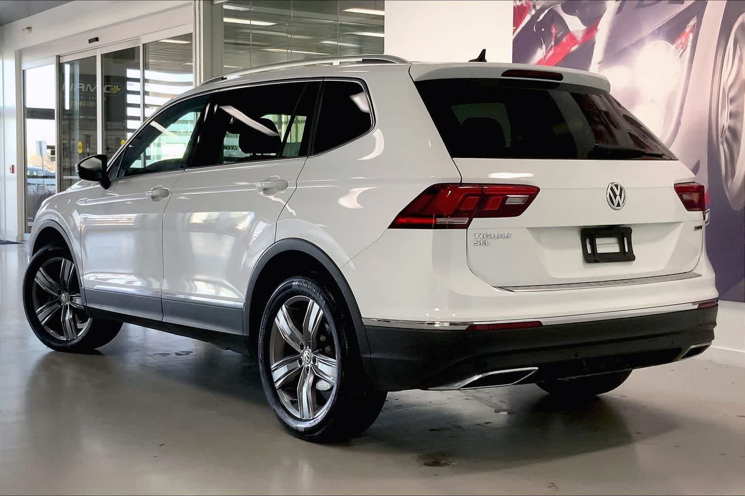 Thumbnail: 2021 Volkswagen Tiguan - 4