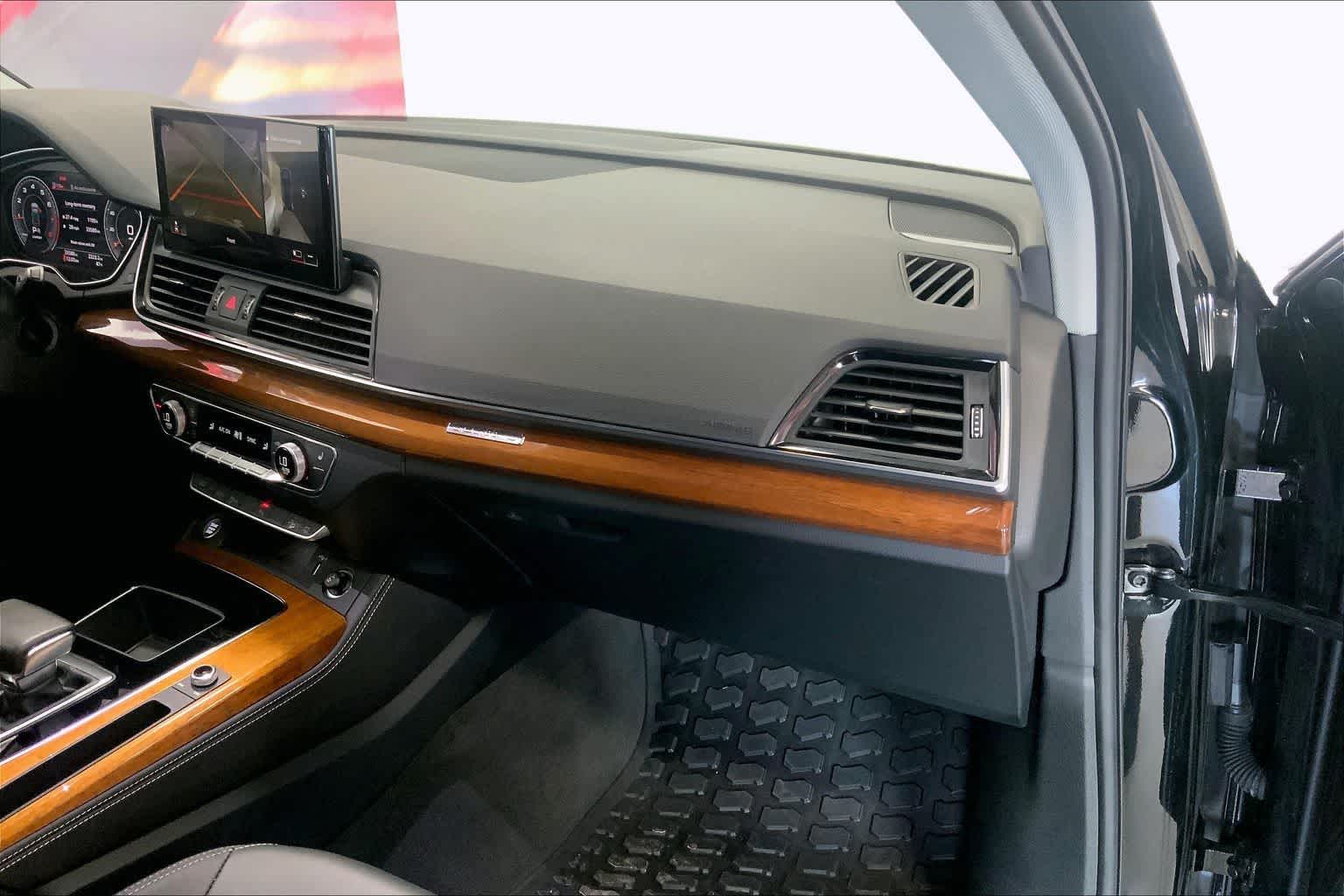 Thumbnail: 2023 Audi Q5 - 20