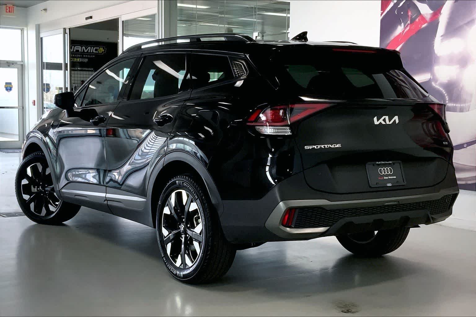 Thumbnail: 2023 Kia Sportage - 4