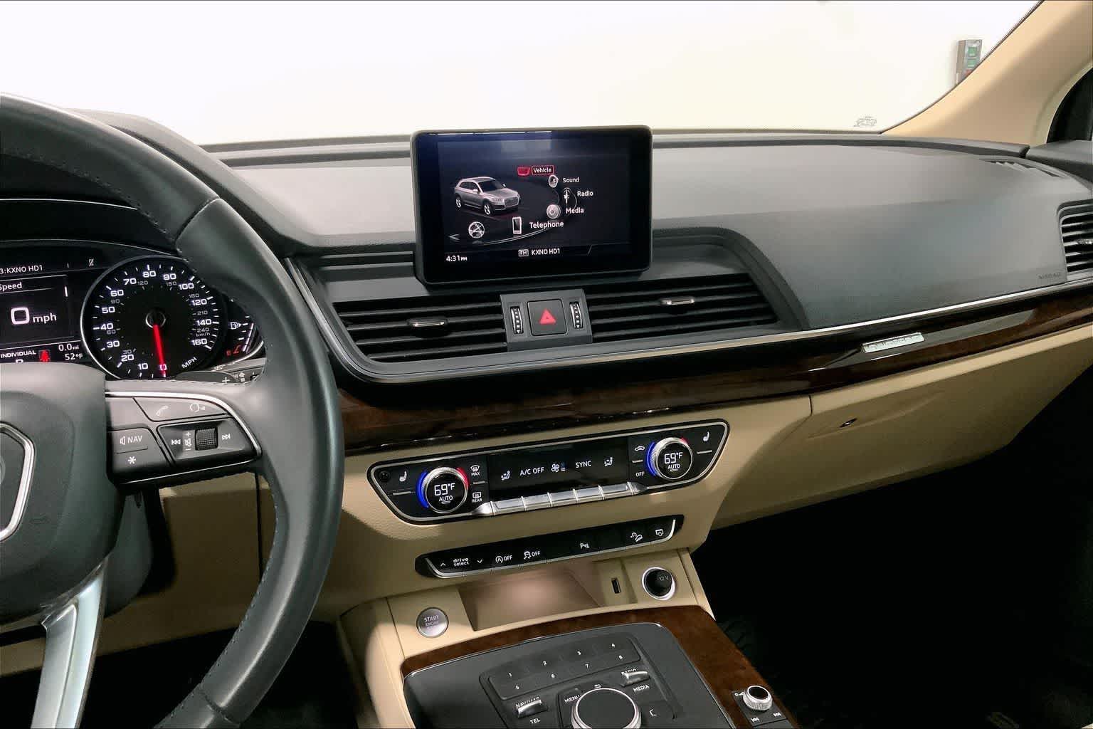 Thumbnail: 2020 Audi Q5 - 15