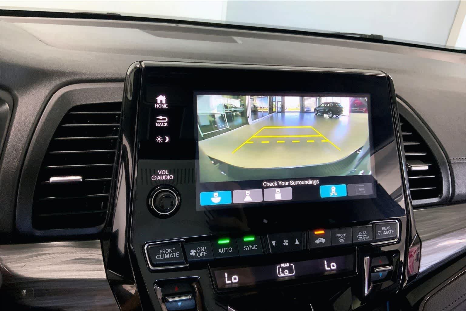 Thumbnail: 2023 Honda Odyssey - 23