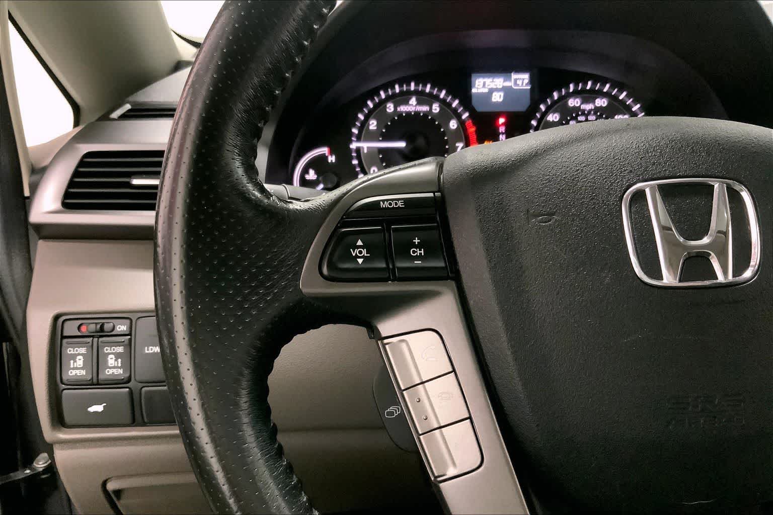 Thumbnail: 2014 Honda Odyssey - 21