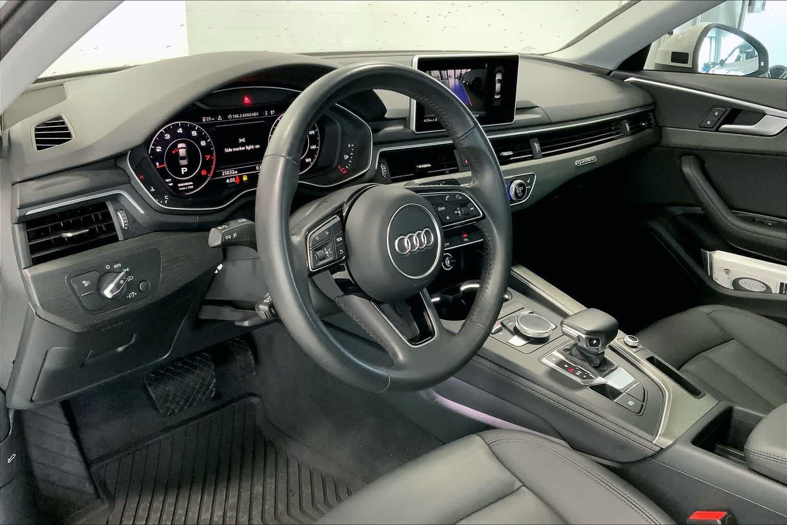 Thumbnail: 2019 Audi A4 - 2