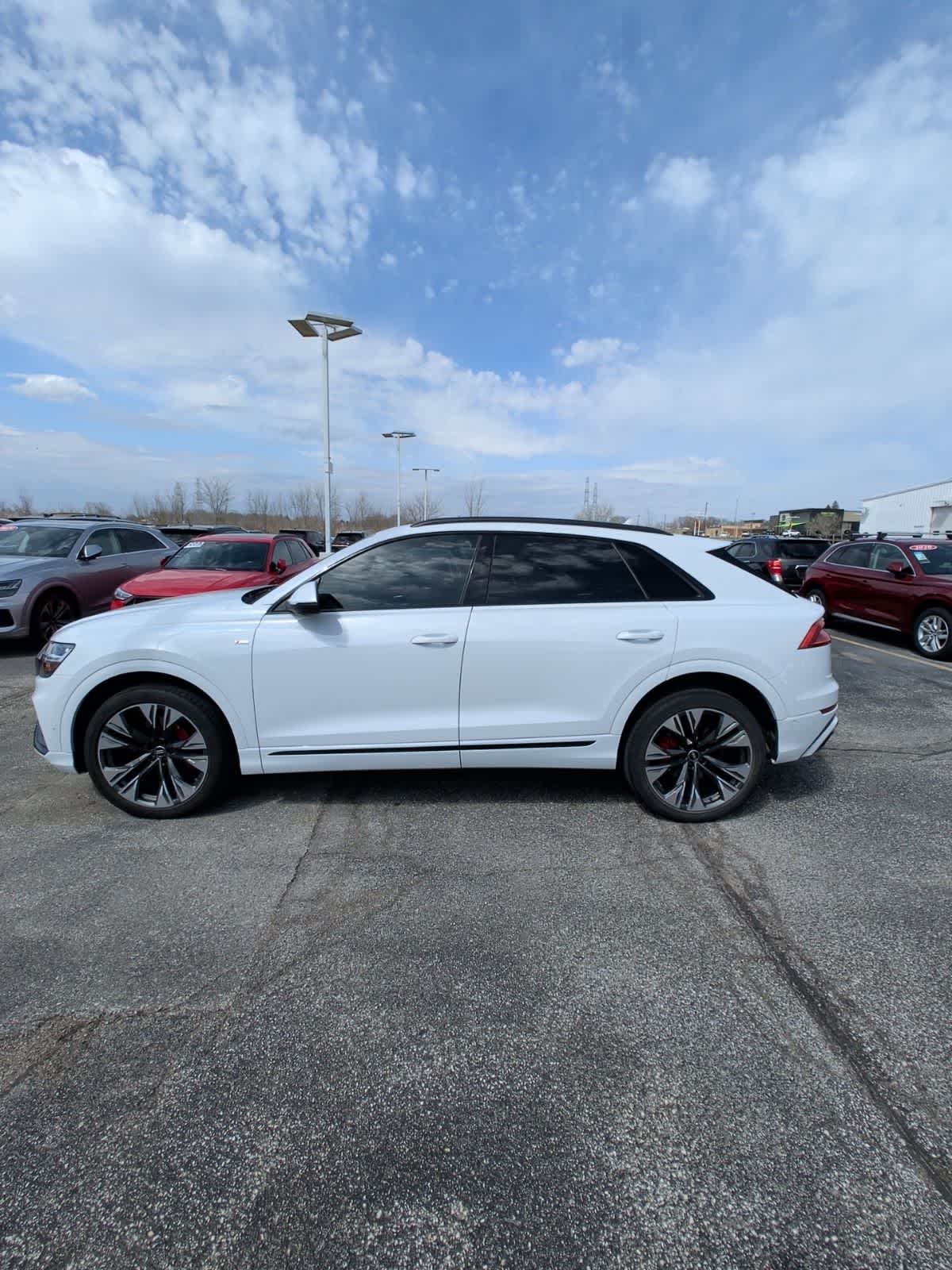 Thumbnail: 2021 Audi Q8 - 3