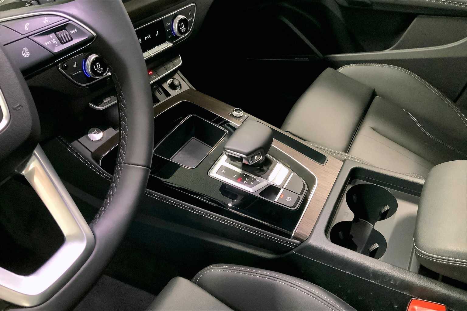 Thumbnail: 2024 Audi Q5 - 14