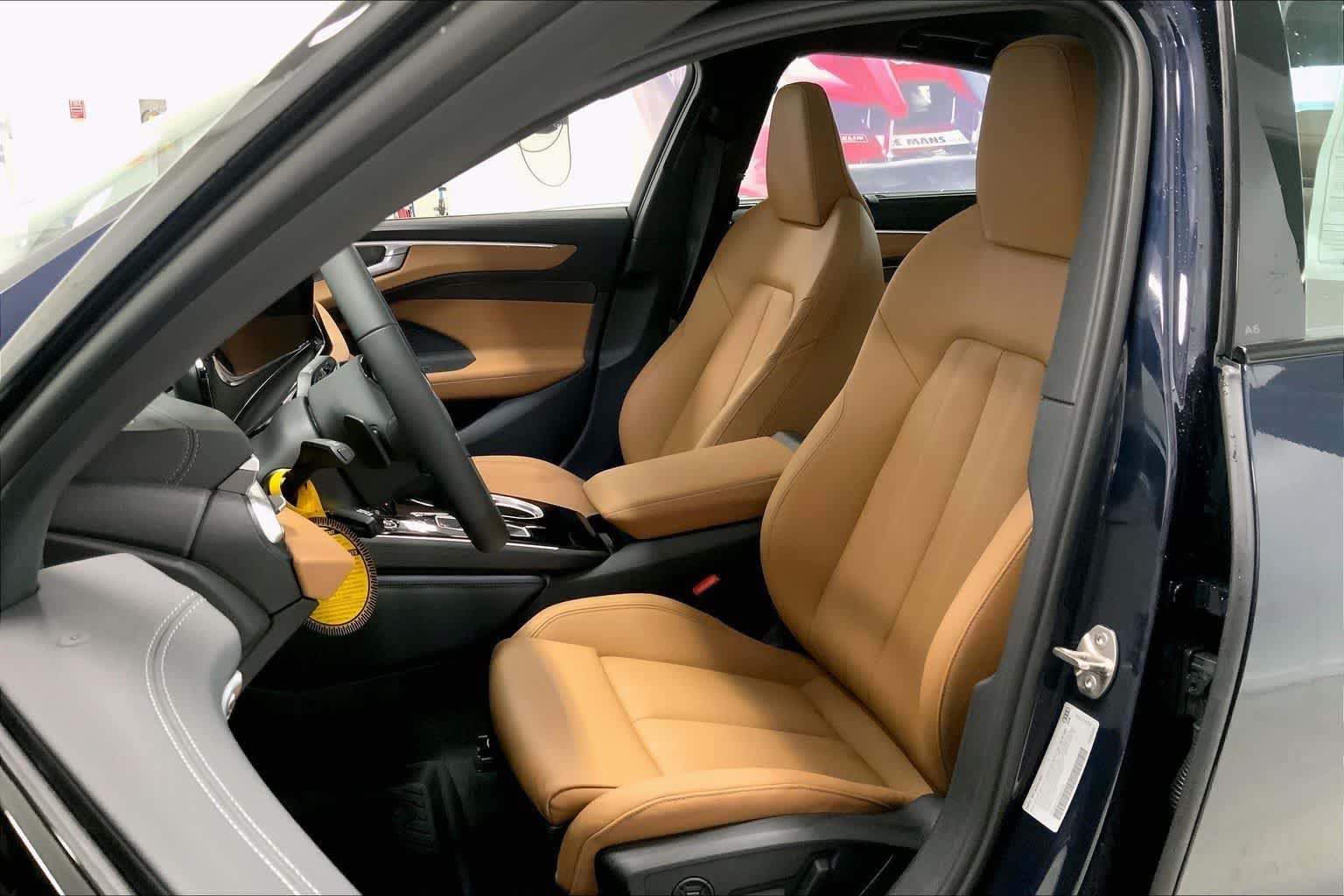 Thumbnail: 2026 Audi A6 - 10