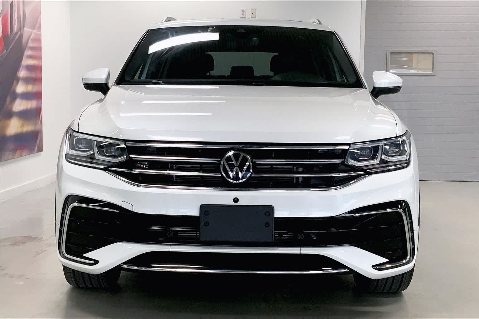 Thumbnail: 2022 Volkswagen Tiguan - 6