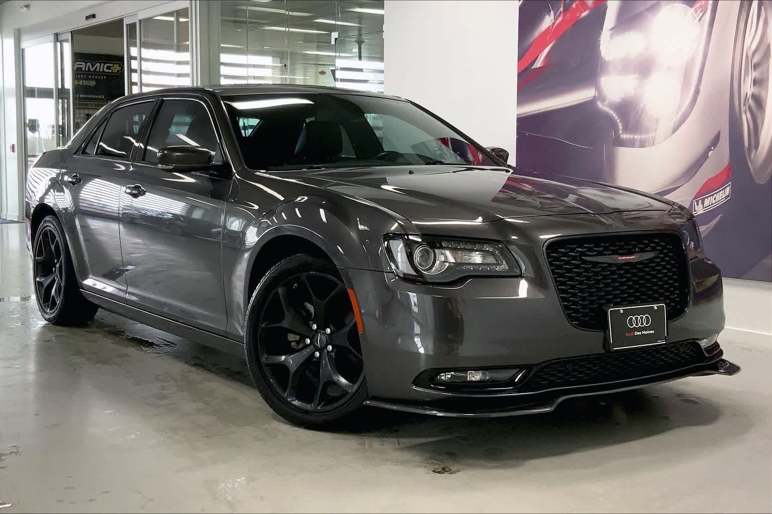 Thumbnail: 2022 Chrysler 300 - 19