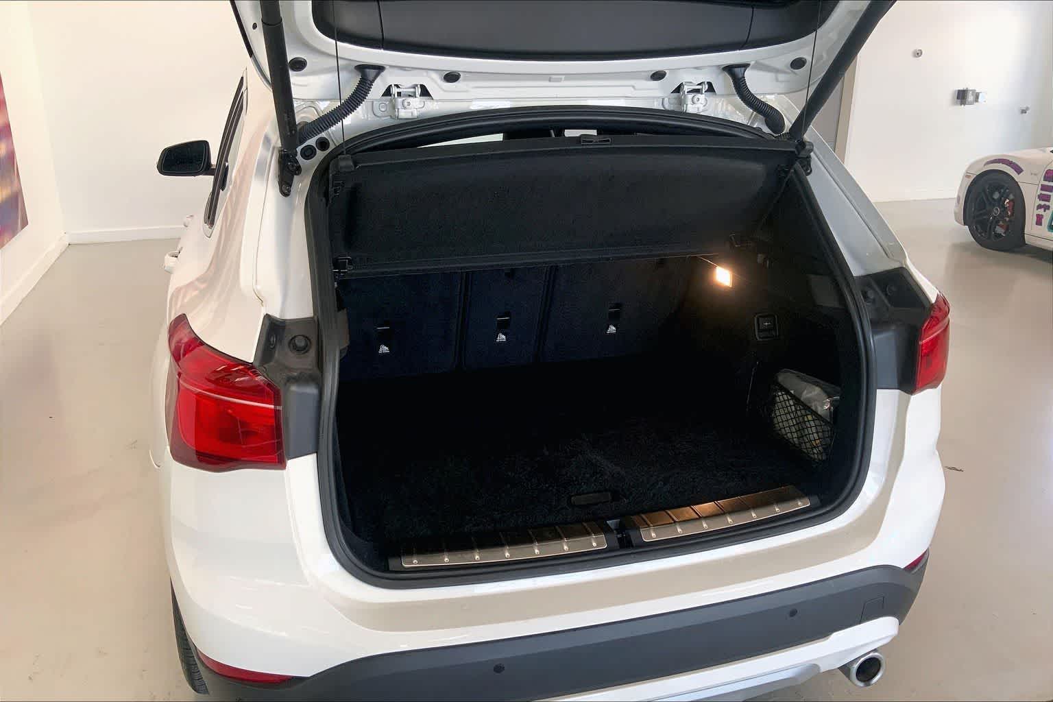 Thumbnail: 2022 BMW X1 - 16