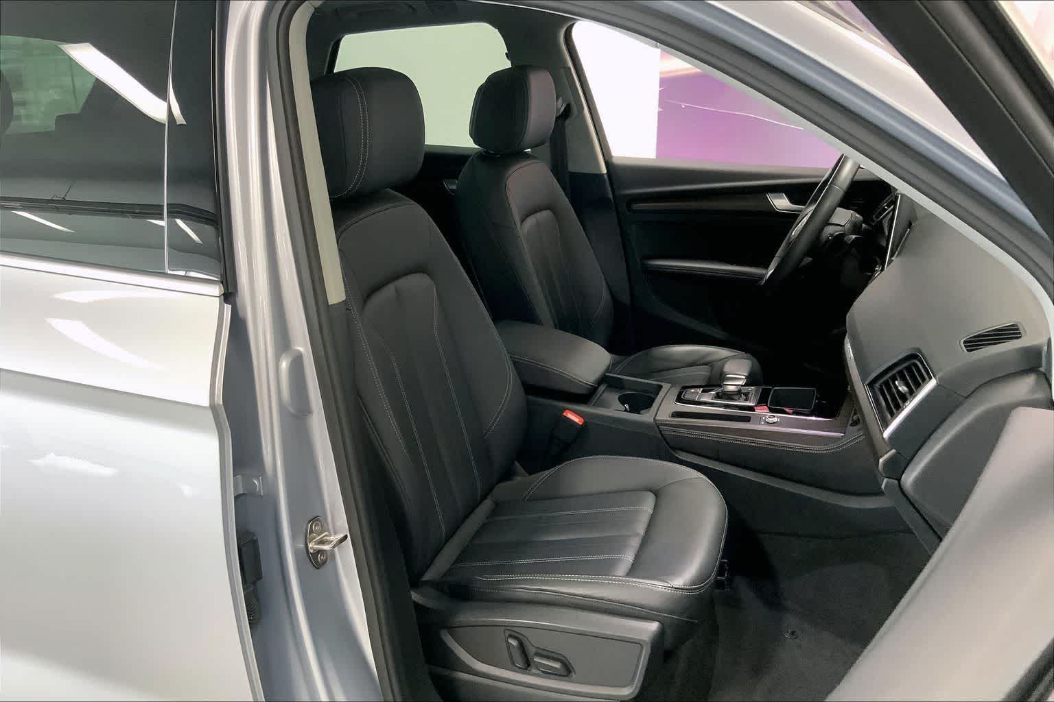 Thumbnail: 2023 Audi Q5 - 12