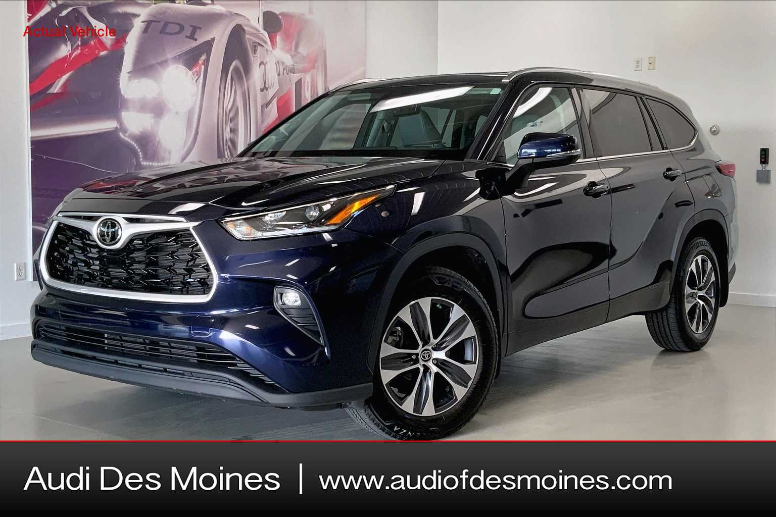2021 Toyota Highlander XLE -
                  Johnston, IA