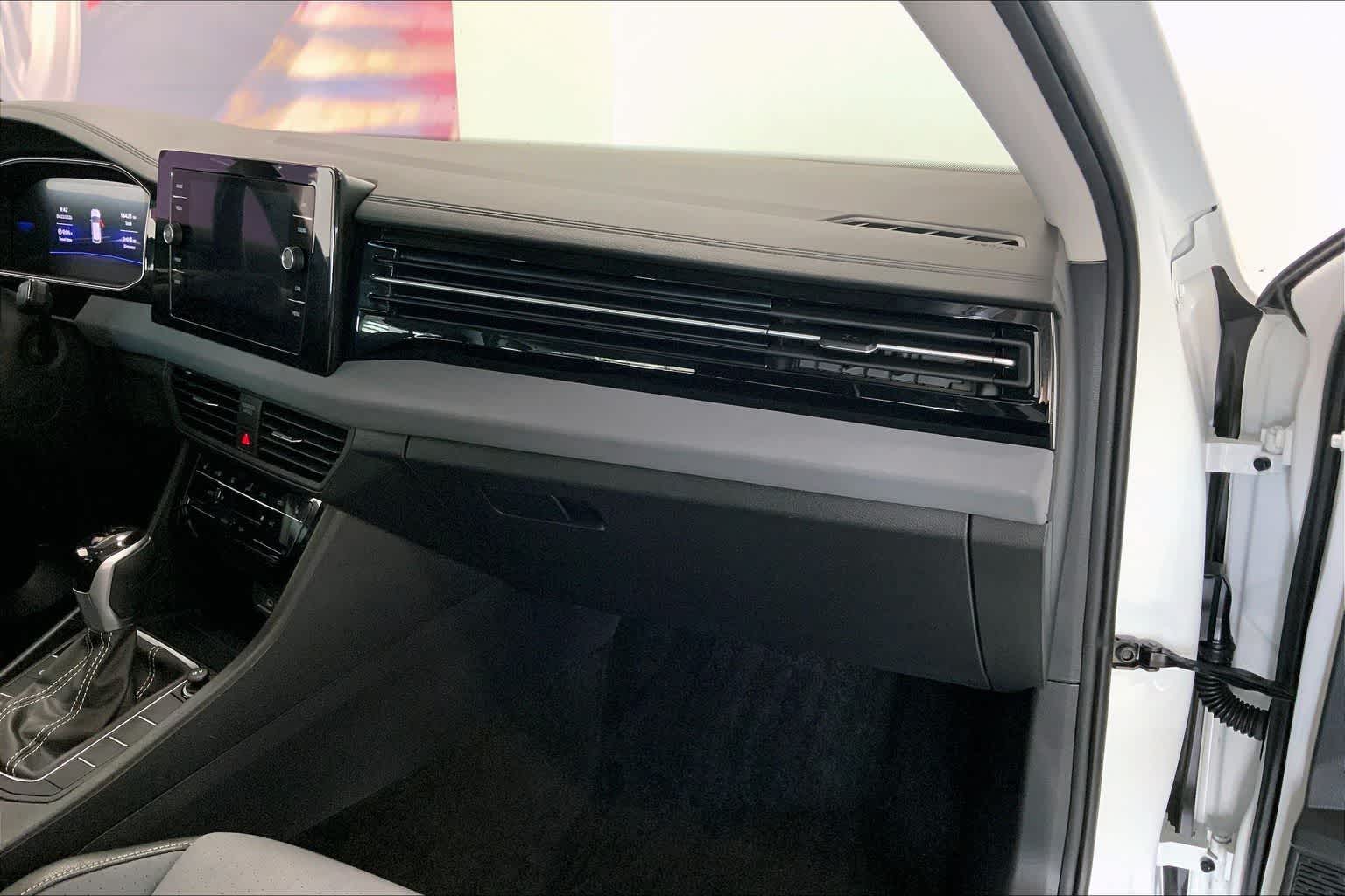 Thumbnail: 2025 Volkswagen Jetta - 20