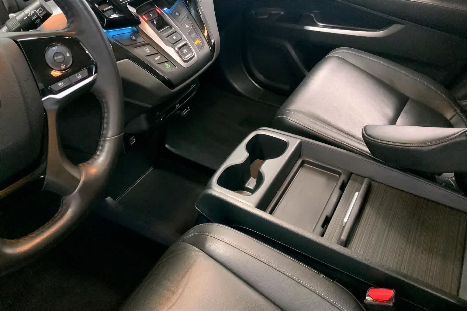 Thumbnail: 2023 Honda Odyssey - 14