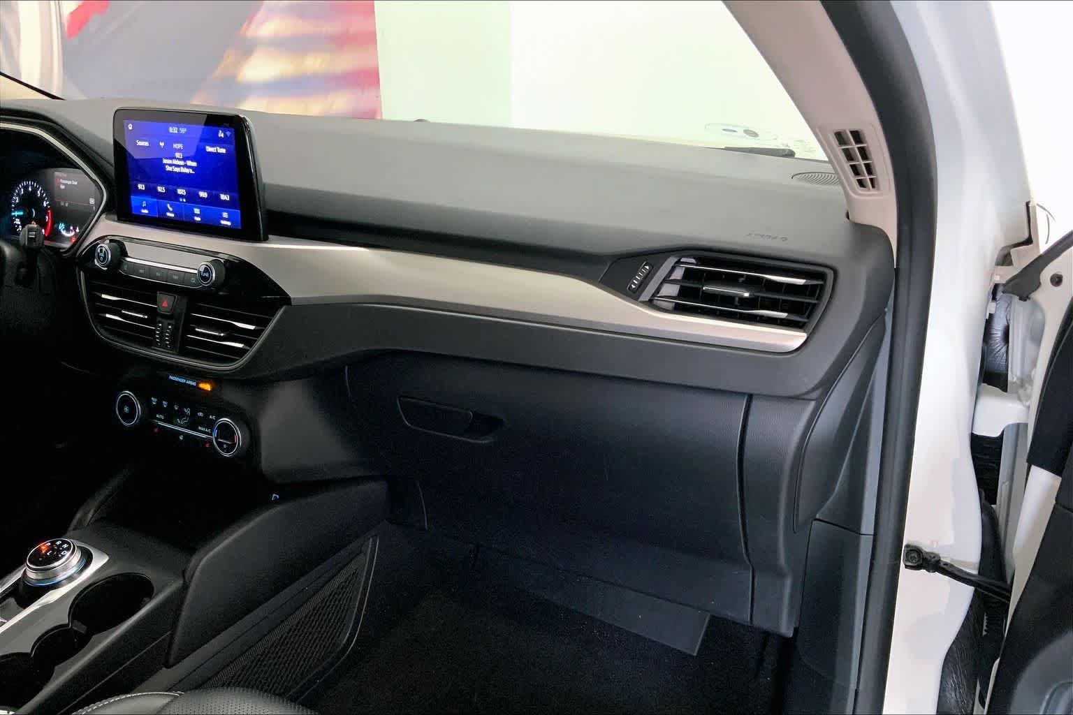 Thumbnail: 2020 Ford Escape - 19