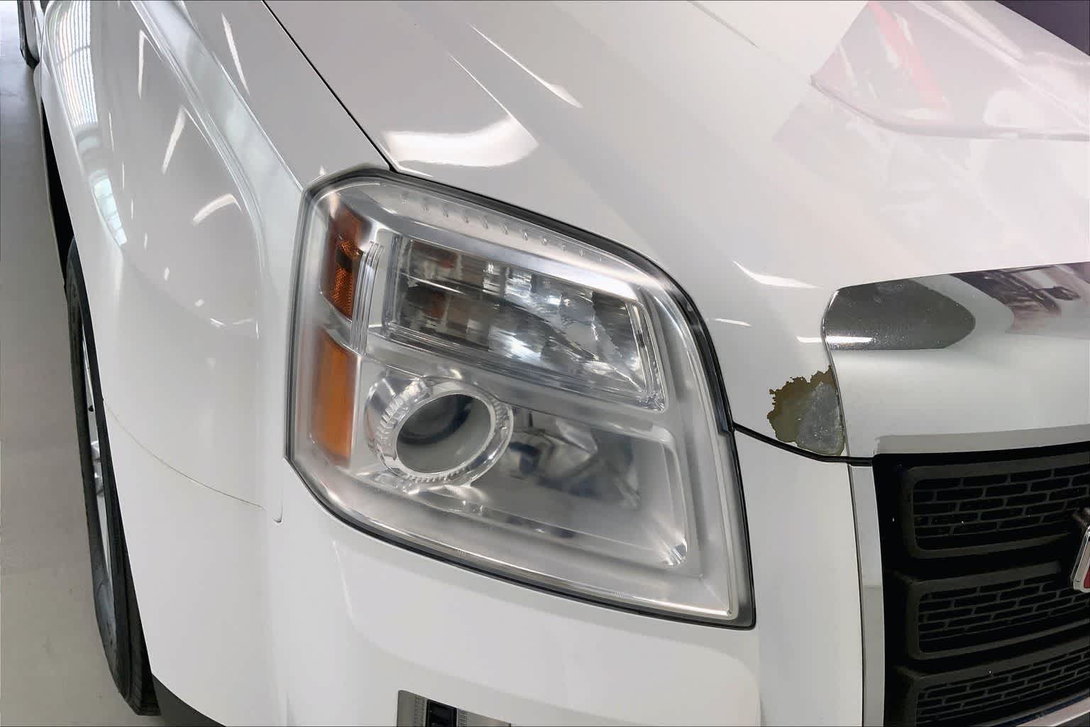 Thumbnail: 2015 GMC Terrain - 26