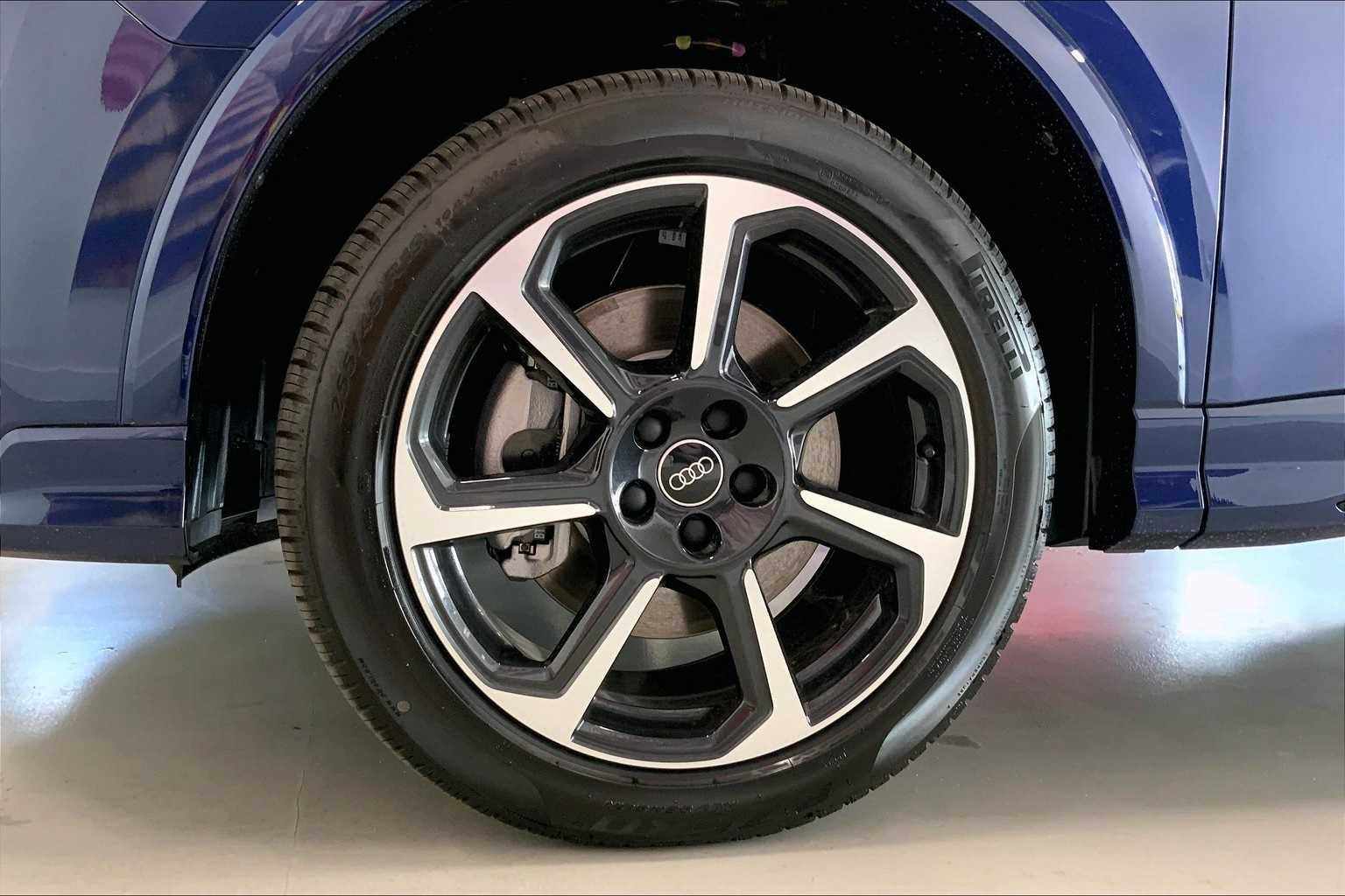 Thumbnail: 2025 Audi Q3 - 8