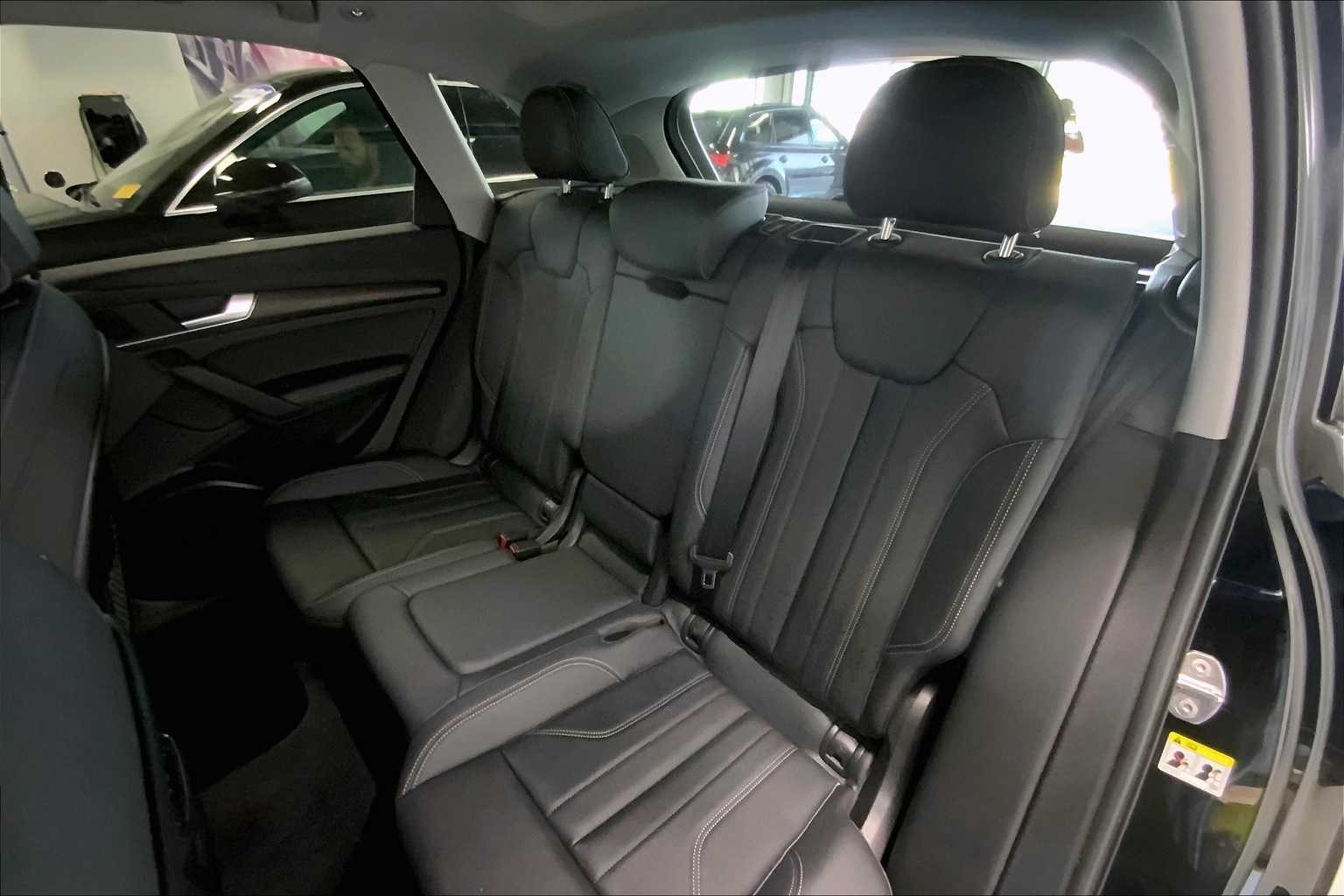 Thumbnail: 2024 Audi Q5 - 25