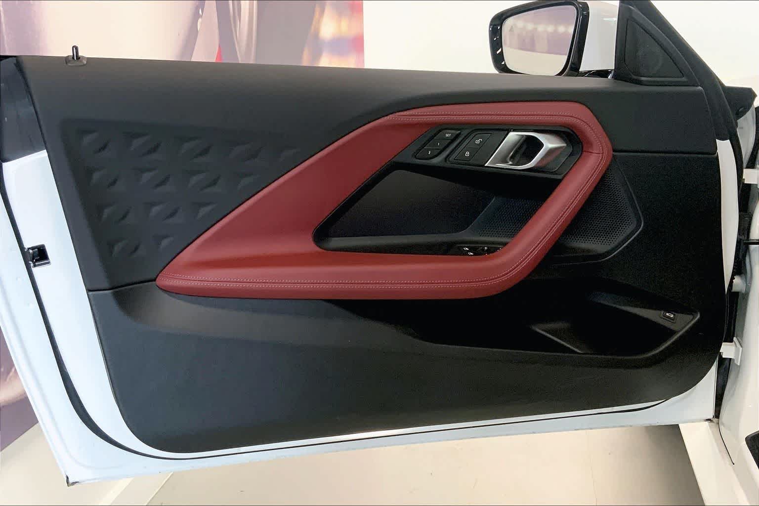 Thumbnail: 2025 BMW 2 Series - 24