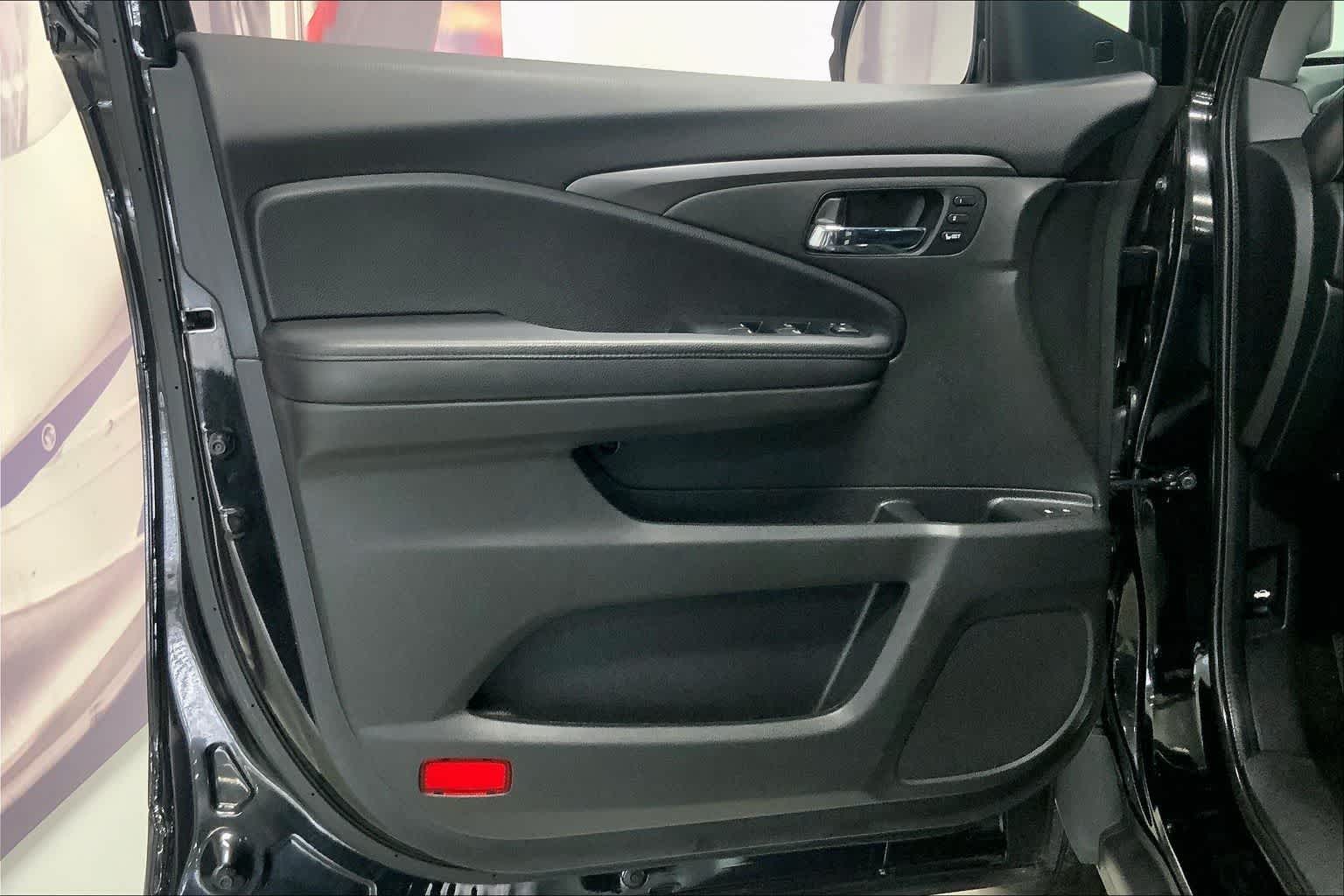 Thumbnail: 2022 Honda Pilot - 25