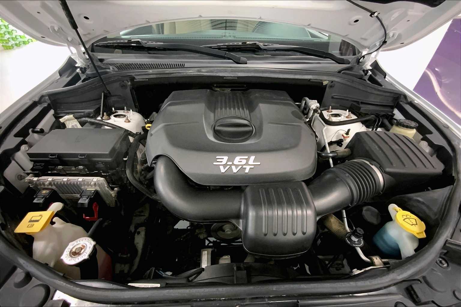 Thumbnail: 2014 Jeep Grand Cherokee - 9