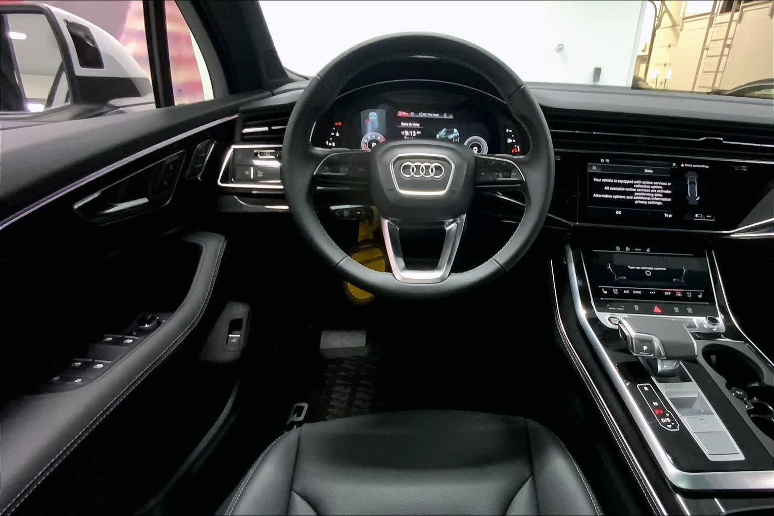 Thumbnail: 2026 Audi Q7 - 15