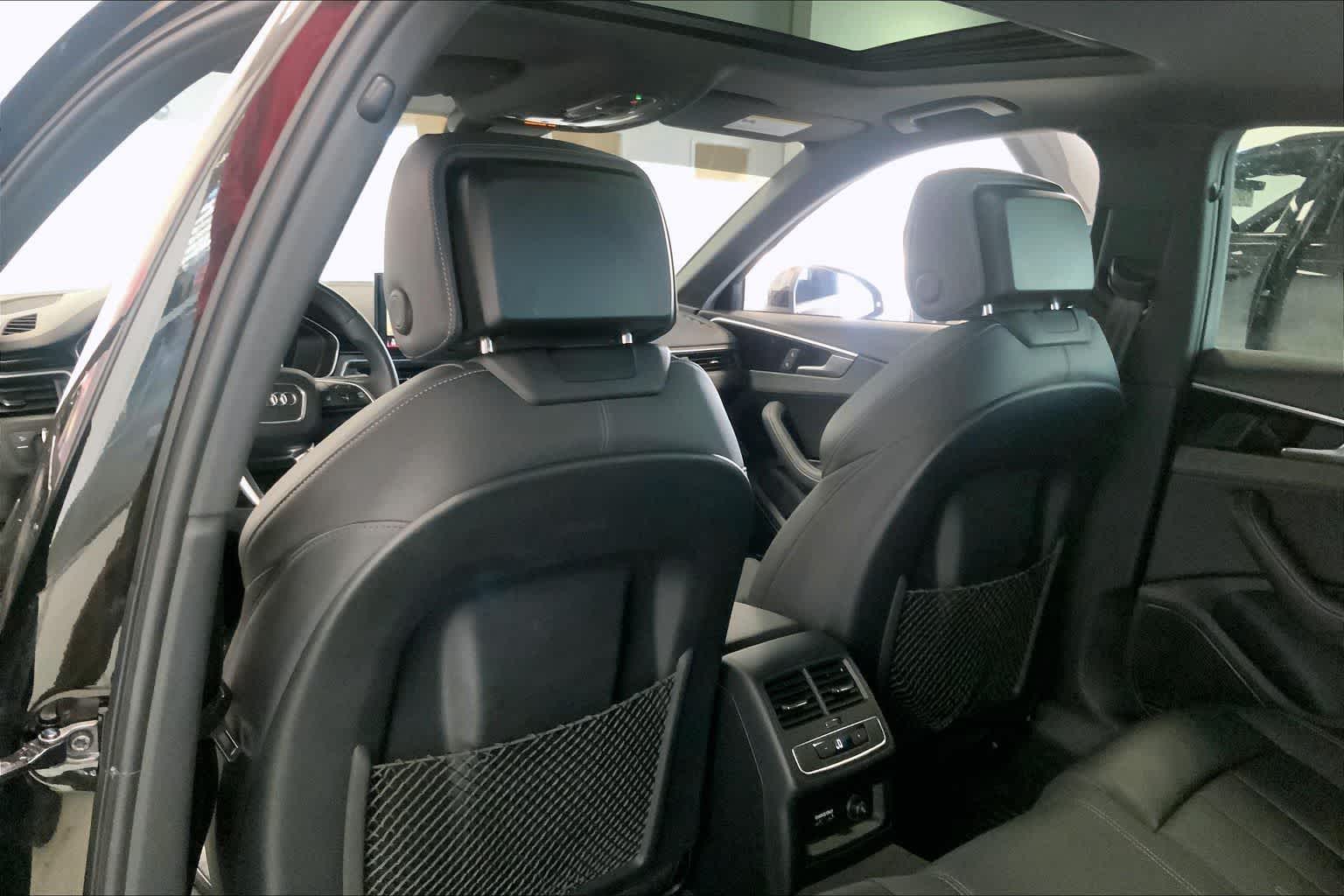 Thumbnail: 2023 Audi A4 - 10