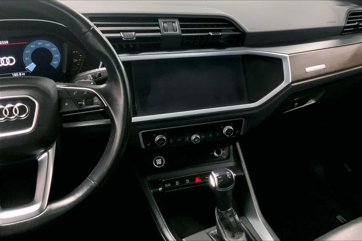 Thumbnail: 2022 Audi Q3 - 14