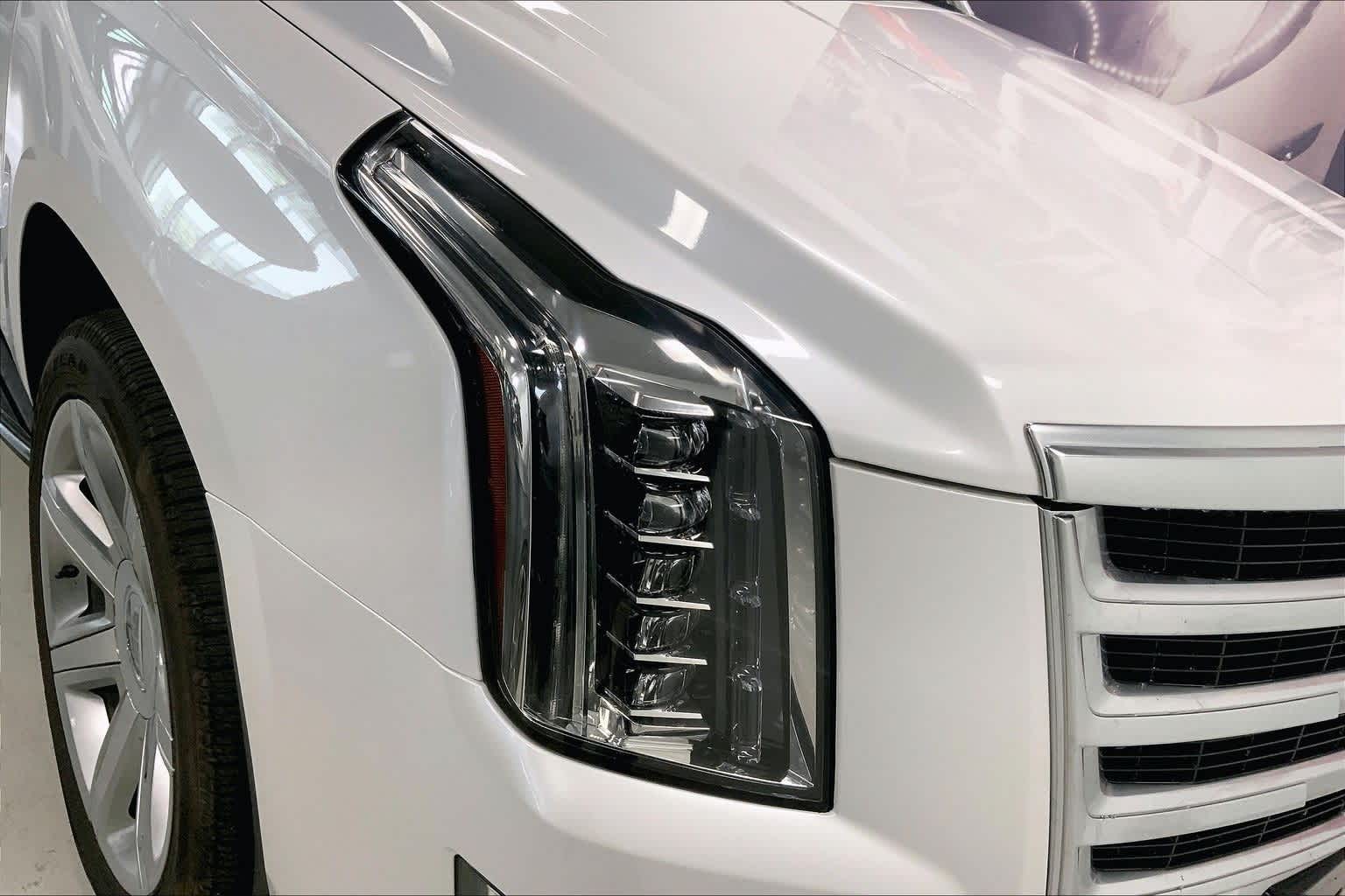 Thumbnail: 2019 Cadillac Escalade - 28