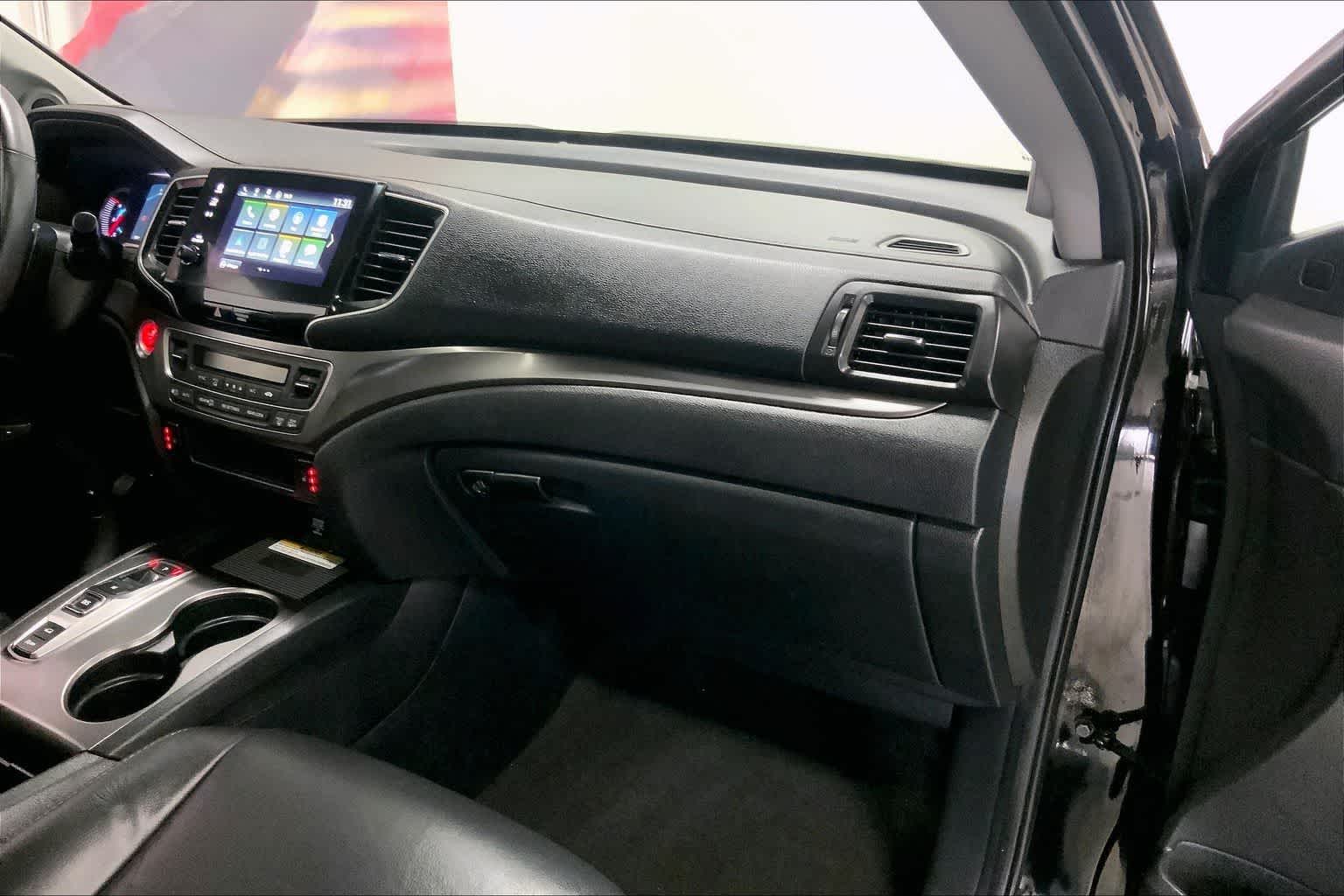 Thumbnail: 2022 Honda Pilot - 21