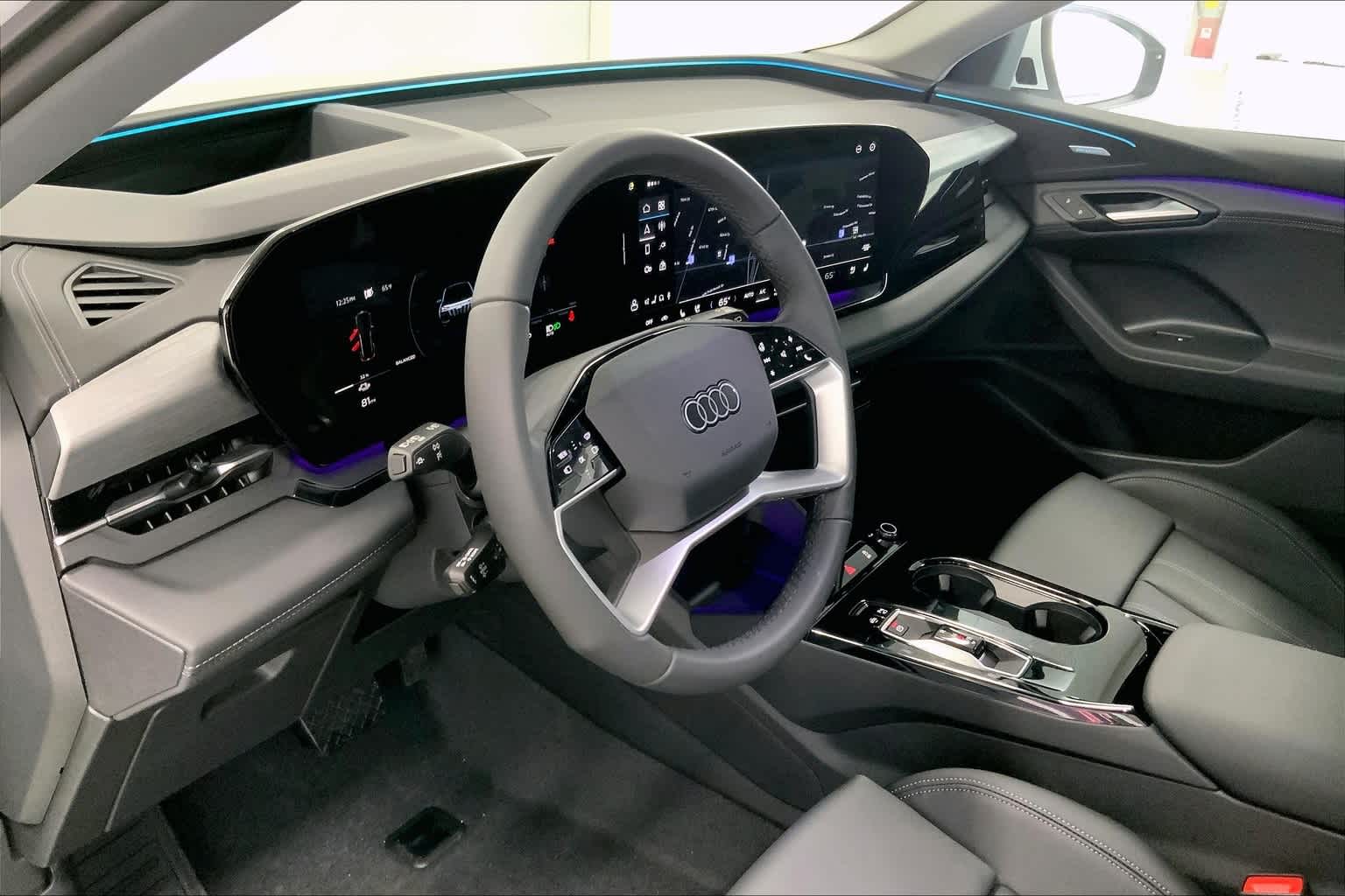 Thumbnail: 2025 Audi Q6 e-tron - 2