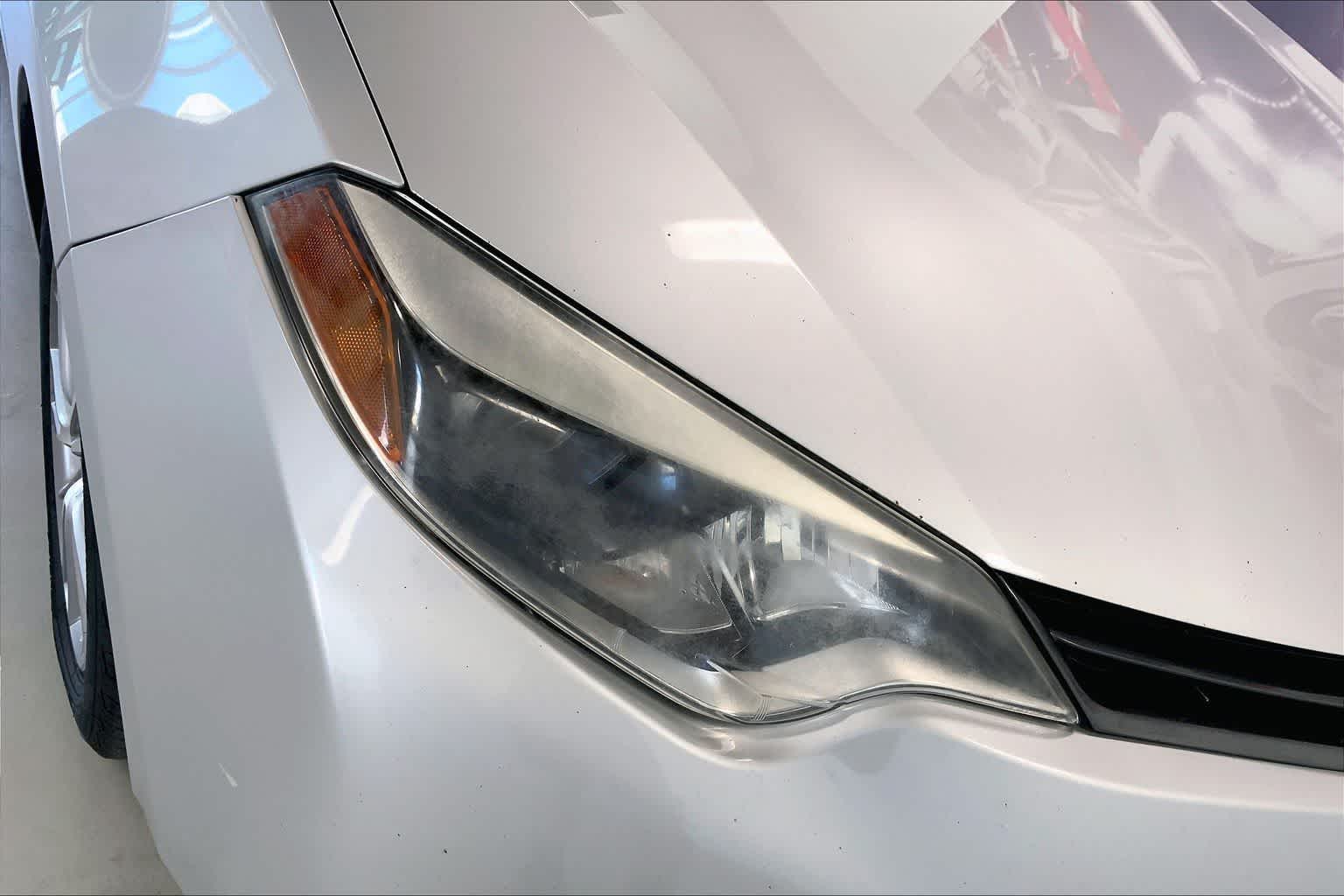 Thumbnail: 2015 Toyota Corolla - 25