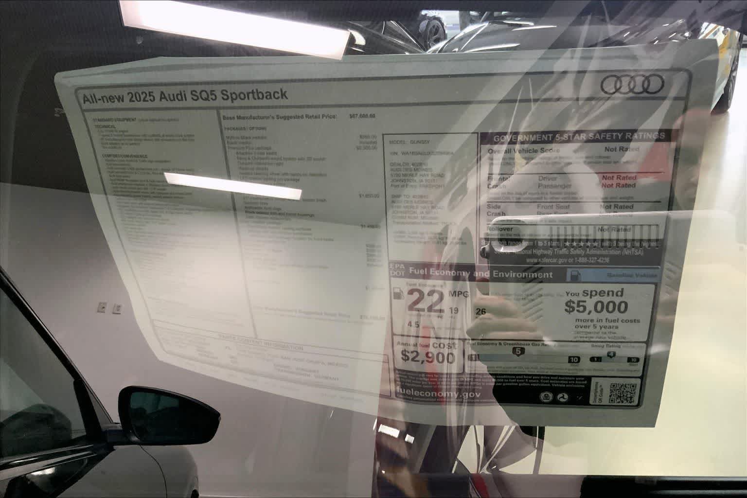 Thumbnail: 2025 Audi SQ5 - 22