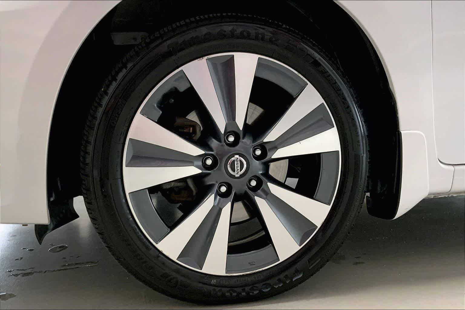 Thumbnail: 2018 Nissan Sentra - 8