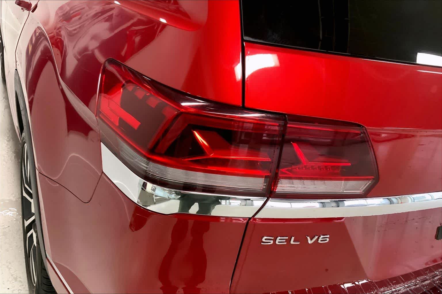 Thumbnail: 2023 Volkswagen Atlas - 30