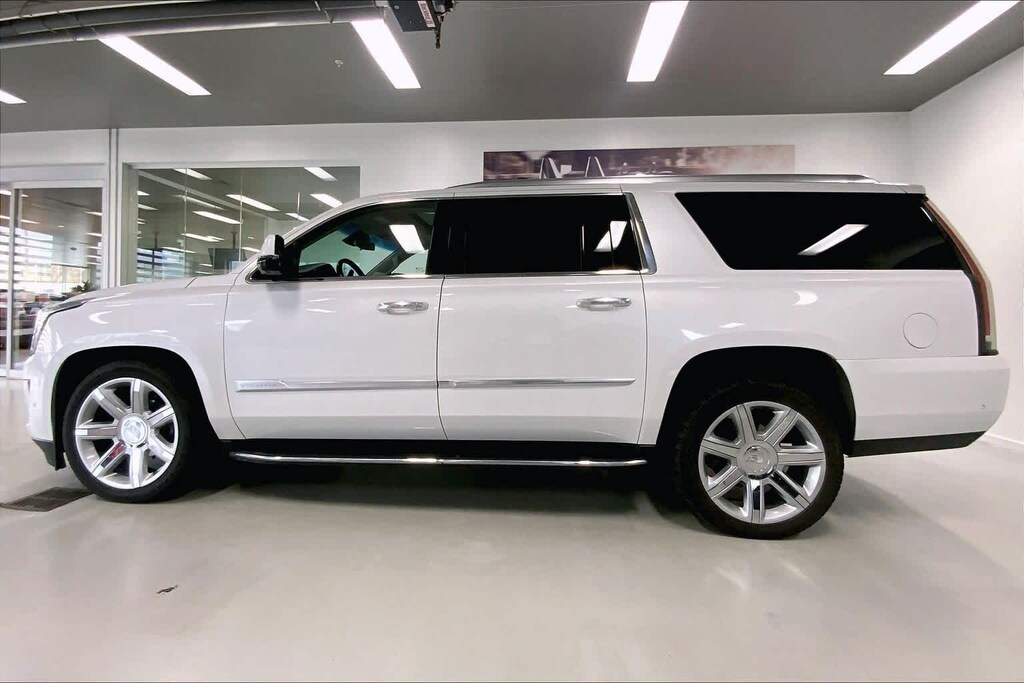 Used 2019 CADILLAC Escalade ESV Luxury SUV