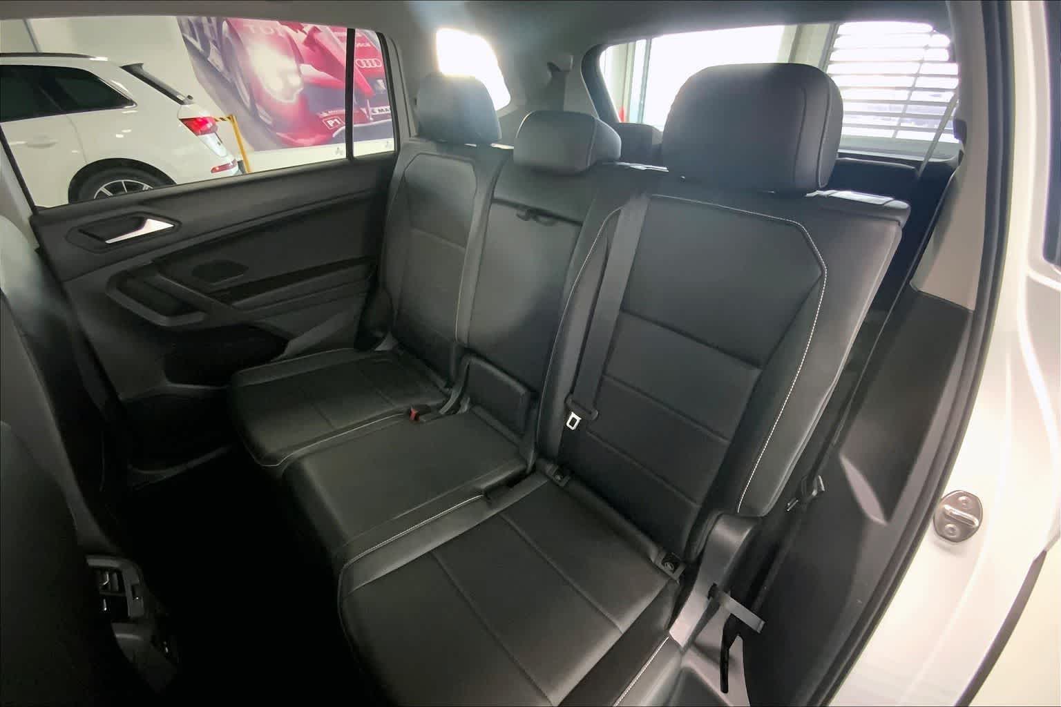 Thumbnail: 2021 Volkswagen Tiguan - 27