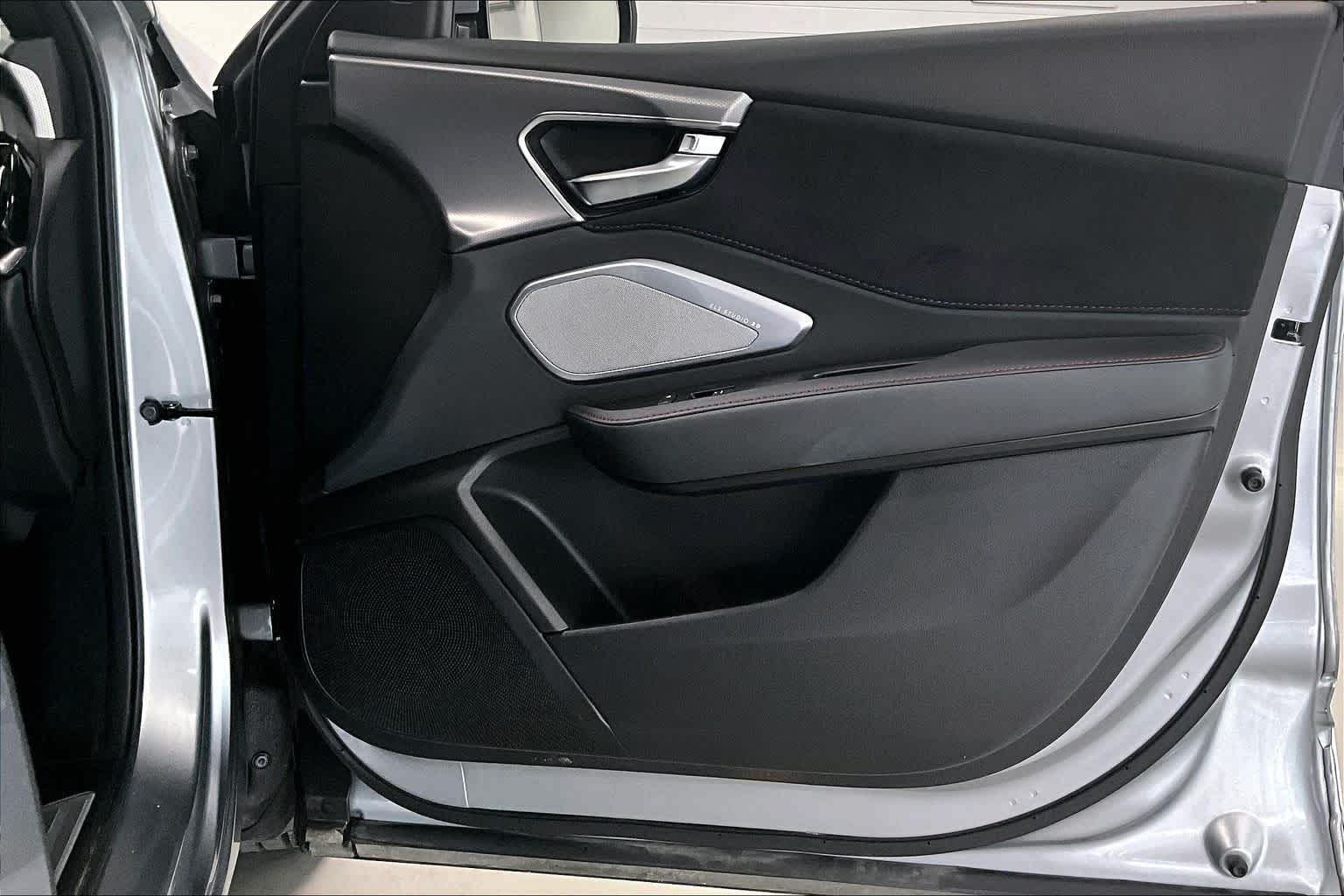 Thumbnail: 2023 Acura RDX - 26