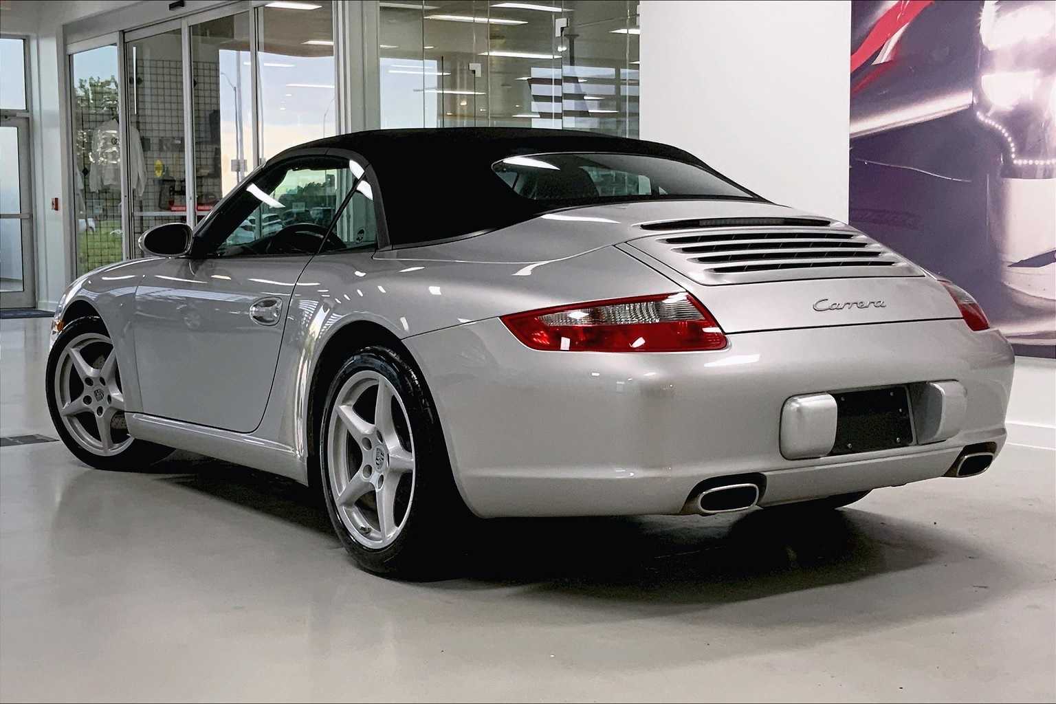 Thumbnail: 2007 Porsche 911 - 4