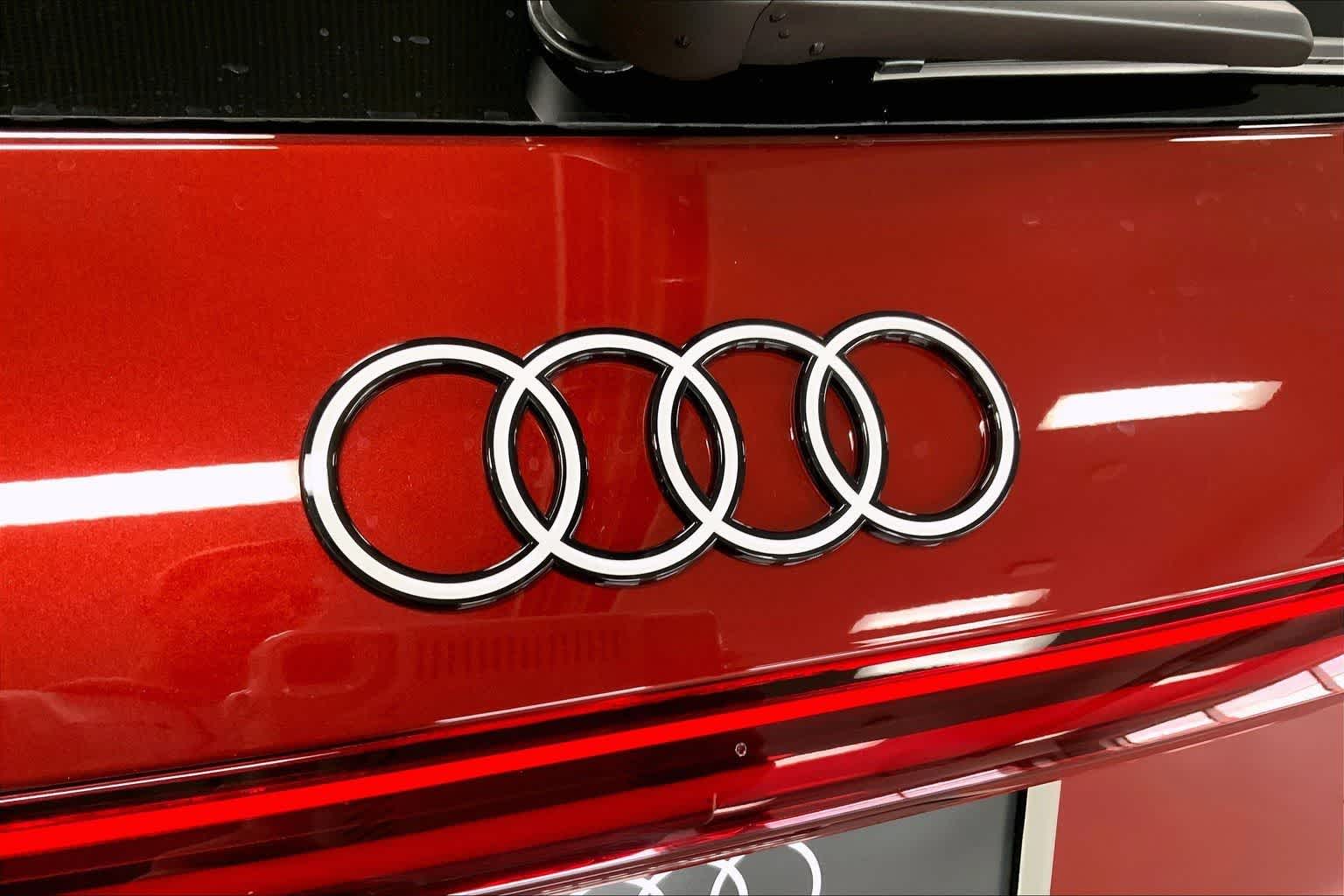 Thumbnail: 2025 Audi Q5 - 7